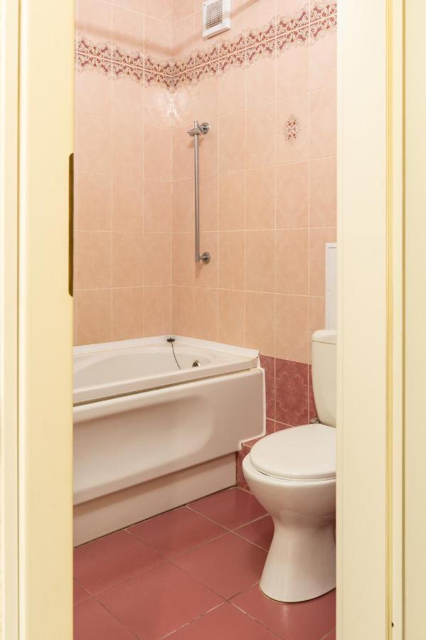 Apartment Triokhsviatytelskaya Street 3 Kijev Kültér fotó