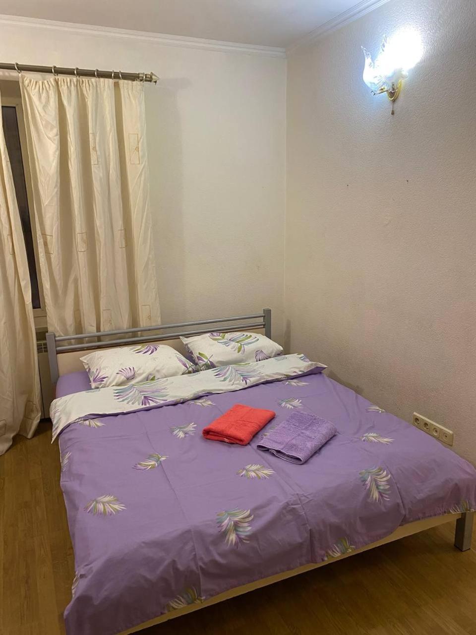 Apartment Triokhsviatytelskaya Street 3 Kijev Kültér fotó